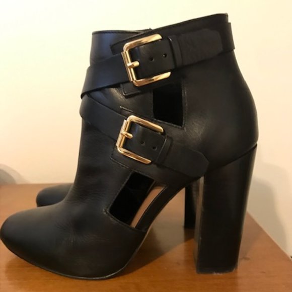 Atwell Maggie Black Leather Bootie w/Gold Buckle - Picture 2 of 4